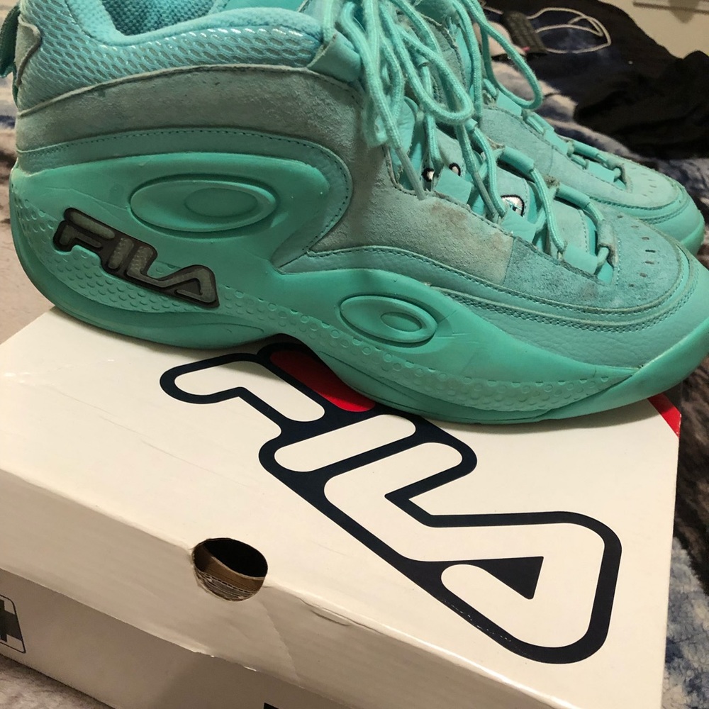 Filas - Picture 2 of 3